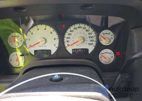 2005 Dodge Ram 1500 Slt/Laramie из США, поврежденный, VIN 1D7HA18D15S334021